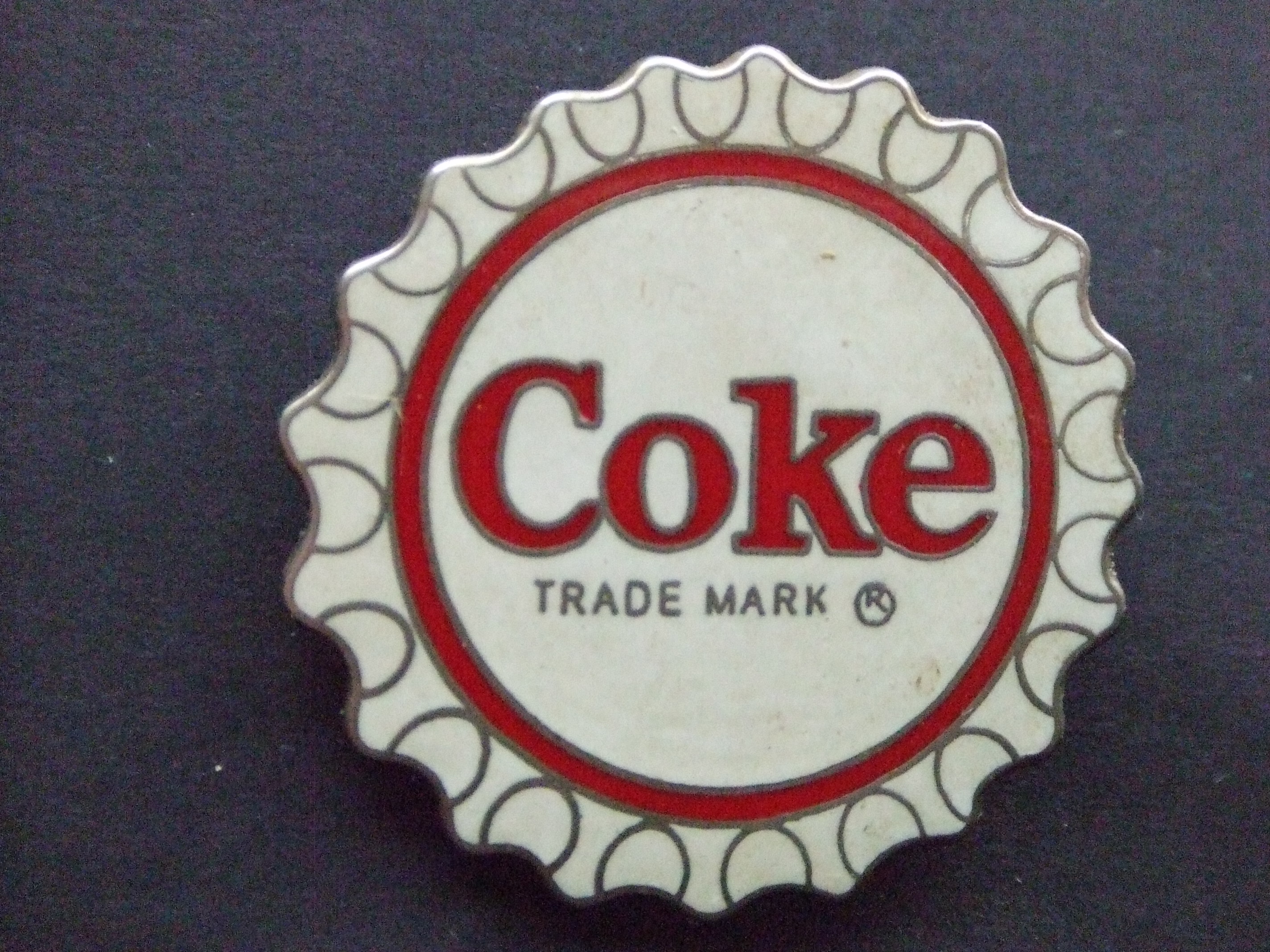 Coca Cola kroonkurk wit met rode letters